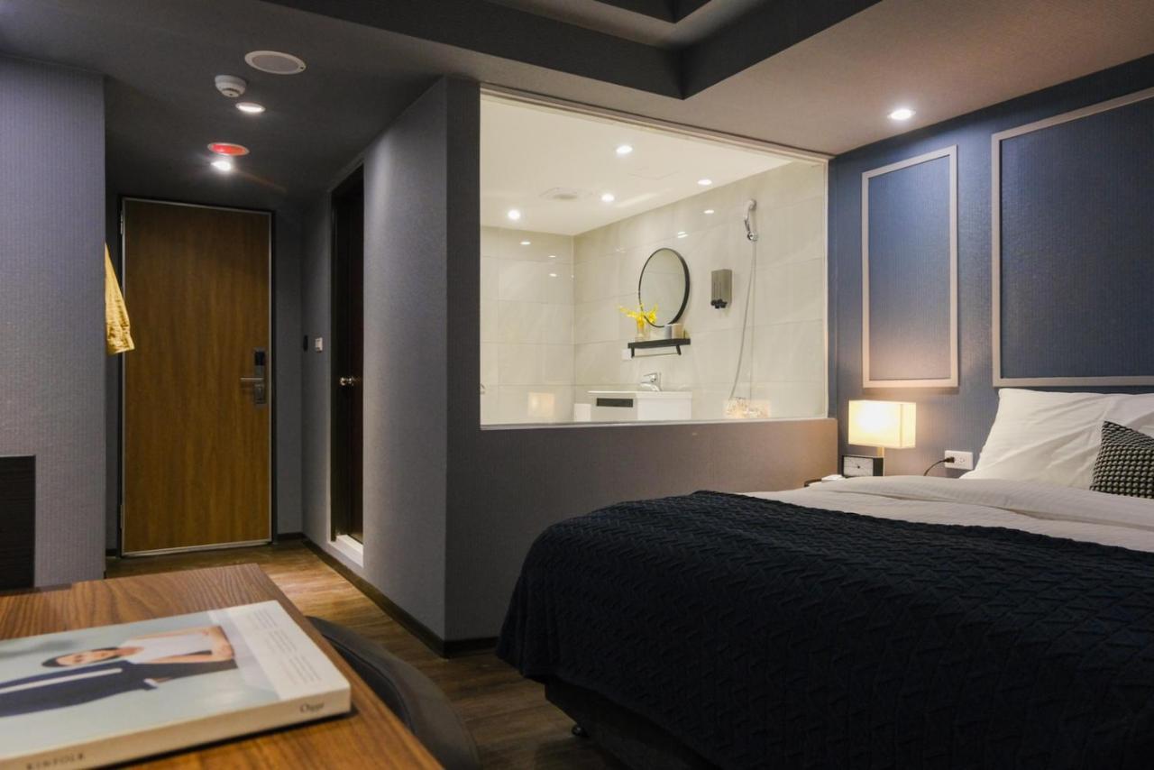 Giant Rich Hotel Тайбэй Экстерьер фото