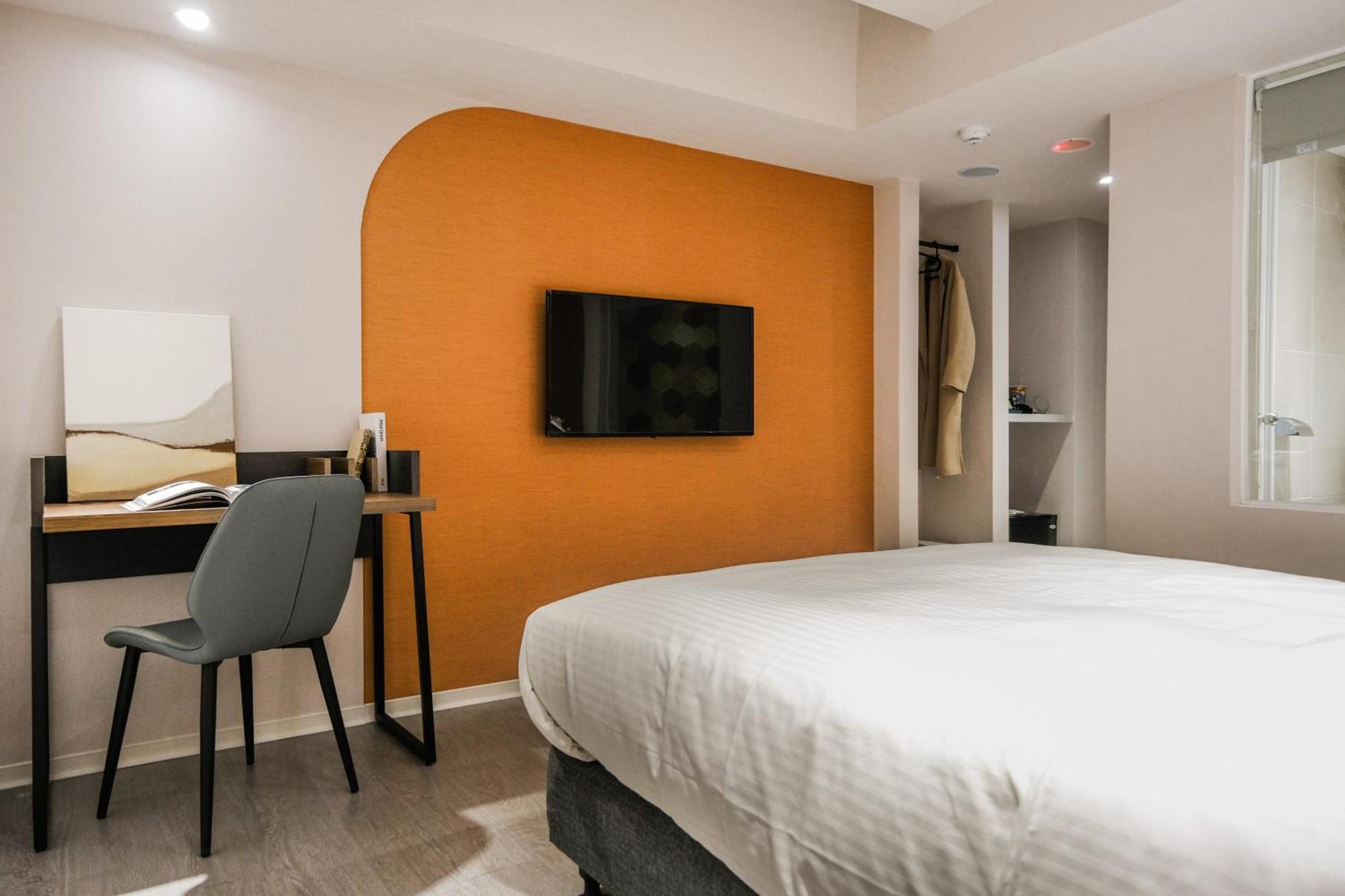 Giant Rich Hotel Тайбэй Экстерьер фото